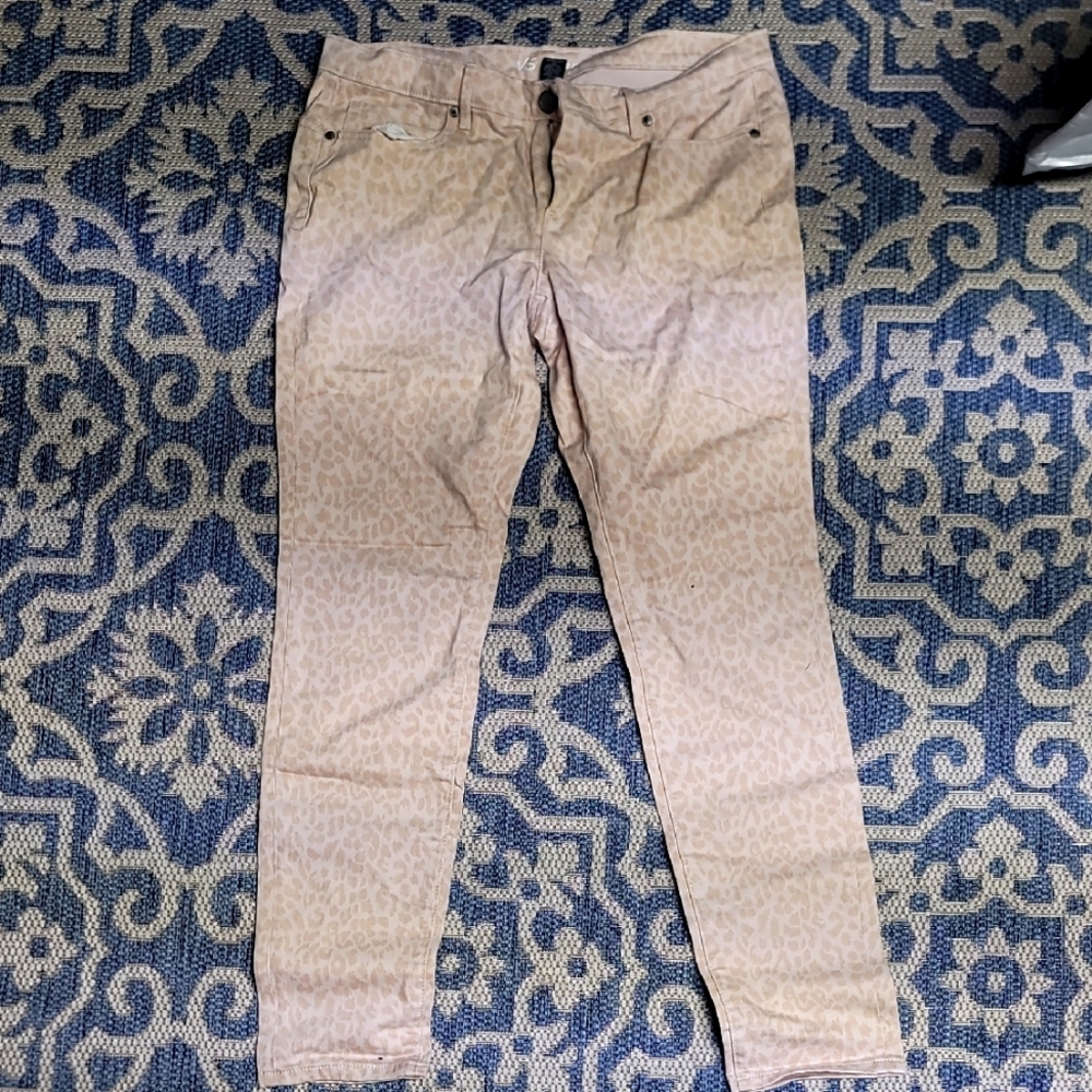 Victoria's Secret Siren Leopard Print Jeans -Size 12